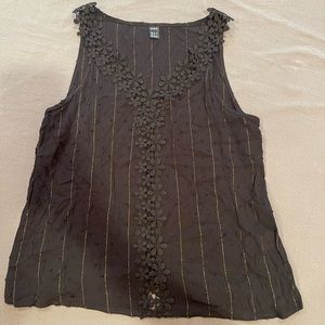 Great condition, never been worn